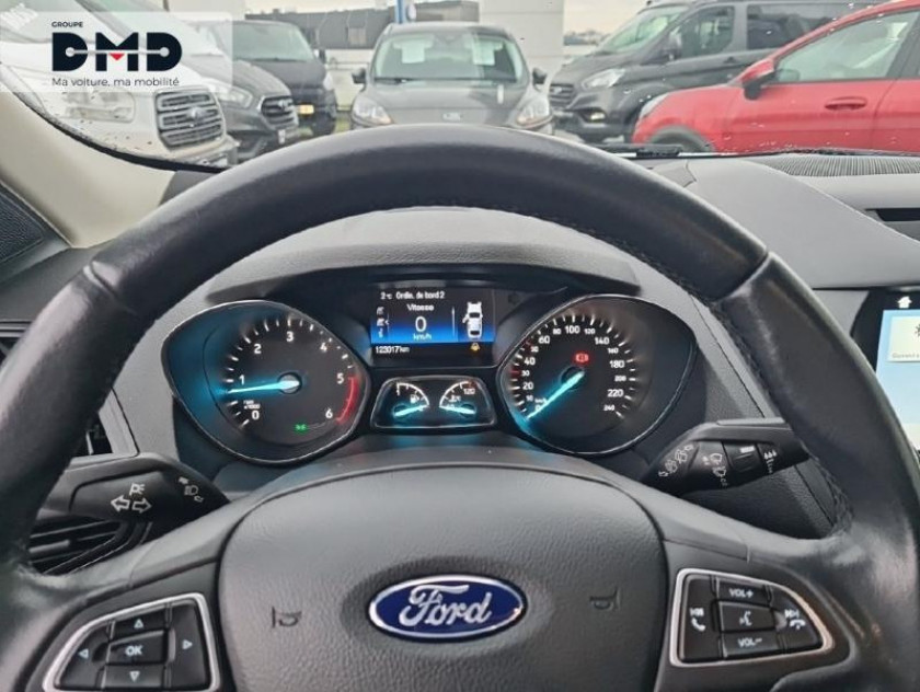 Ford Kuga 1.5 Tdci 120ch Stop&start Trend Business 4x2 - Visuel #7